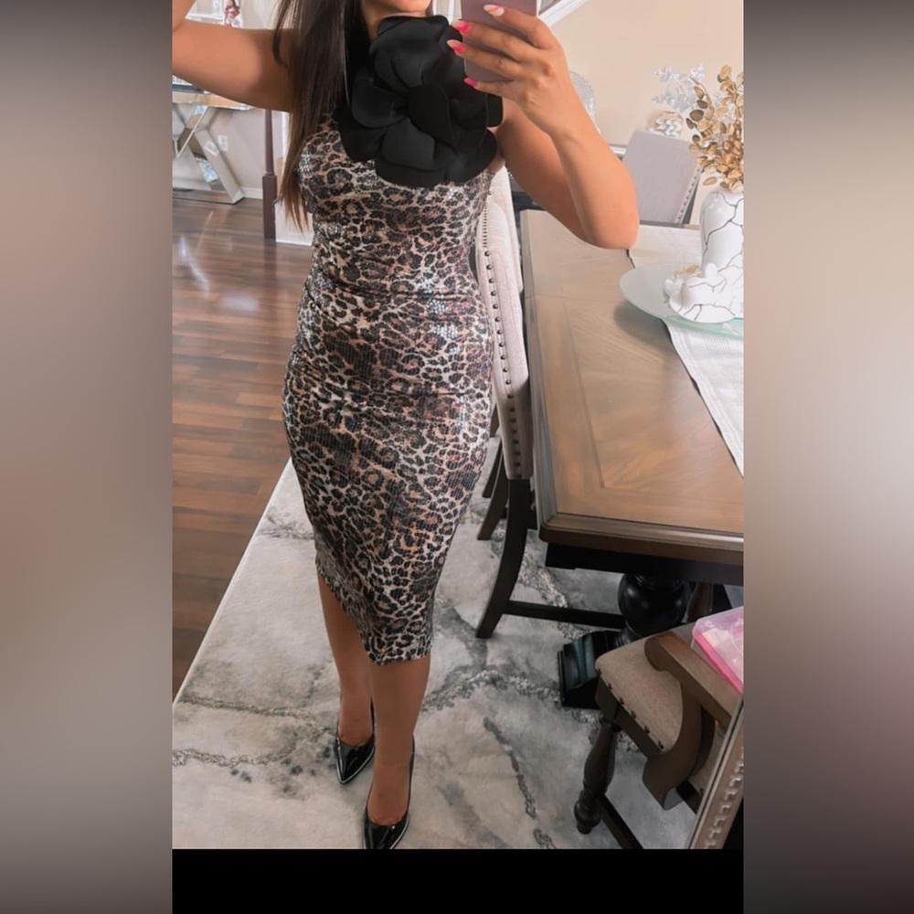 Very elegant dress